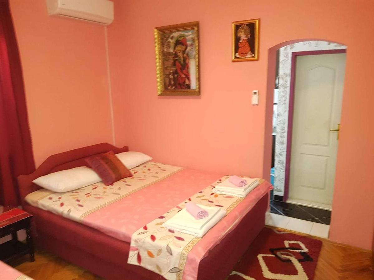 Montenegro Apartments - Private Beach Котор Екстер'єр фото
