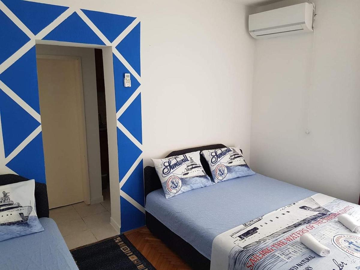 Montenegro Apartments - Private Beach Котор Екстер'єр фото