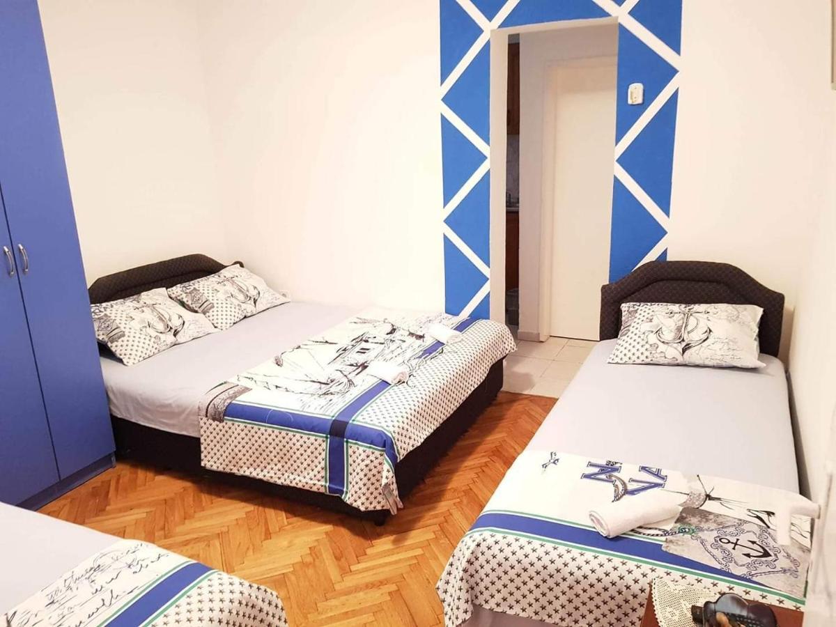 Montenegro Apartments - Private Beach Котор Екстер'єр фото